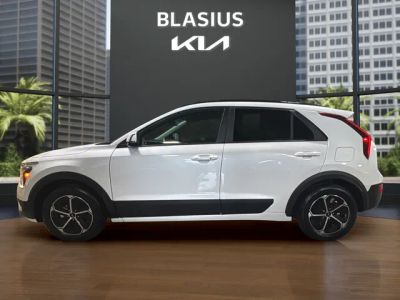2025 Kia Niro — side profile view