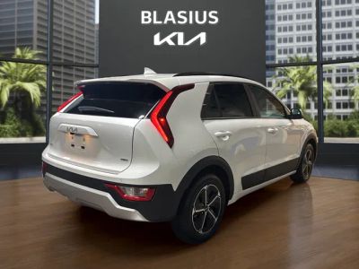 2025 Kia Niro — detail view