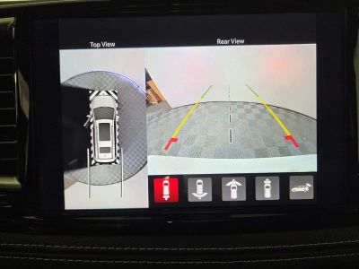 2026 Chrysler Pacifica — photo 11 view