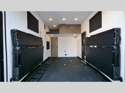 2023 Forest River RV Vengeance Rogue SUT - Photo 6