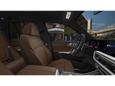2026 BMW X5 M60i - Photo 9