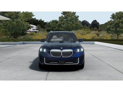2026 BMW X5 xDrive40i — rear three-quarter view