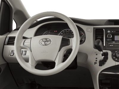 2013 Toyota Sienna - Photo 4