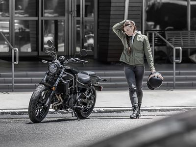 2025 Kawasaki Eliminator - Photo 17