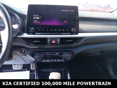 2024 Kia Forte - Photo 11