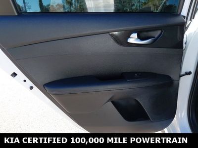 2024 Kia Forte - Photo 21