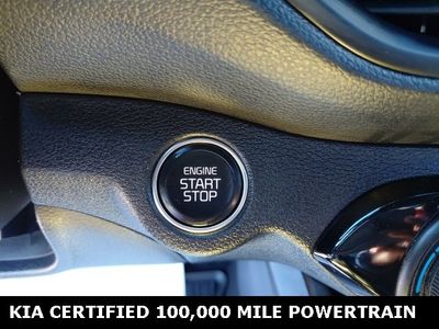 2024 Kia Forte - Photo 14