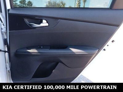 2024 Kia Forte - Photo 24