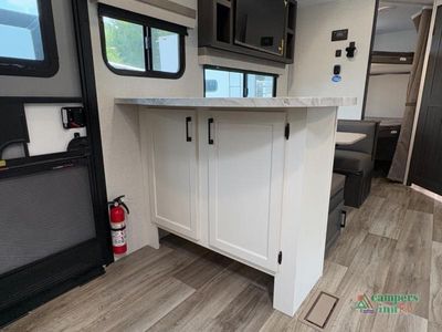 2025 Venture RV Stratus - Photo 24