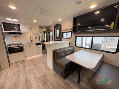 2025 Venture RV Stratus - Photo 13