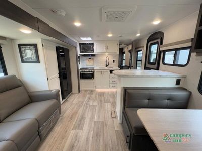 2025 Venture RV Stratus - Photo 14