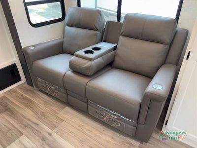 2025 Venture RV Stratus - Photo 27