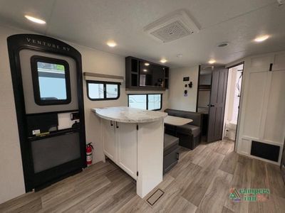 2025 Venture RV Stratus - Photo 12