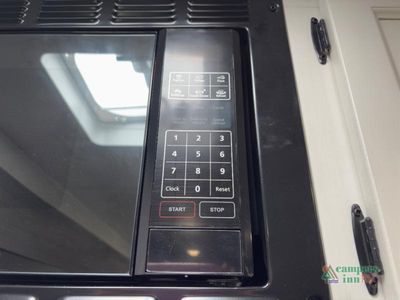 2025 Venture RV Stratus - Photo 20