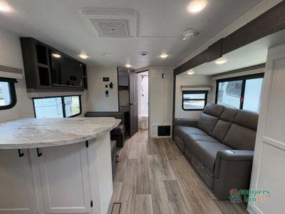 2025 Venture RV Stratus - Photo 11