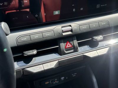 2026 Kia K4 Hatchback — photo 18 view