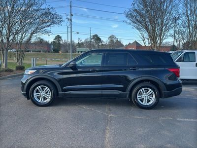 2022 Ford Explorer - Photo 4