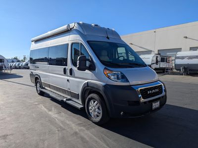 2022 Thor Motor Coach Tellaro — photo 24 view