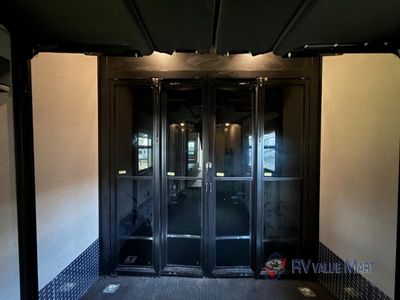 2022 DRV Luxury Suites FullHouse — photo 32 view