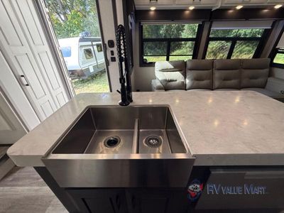 2022 DRV Luxury Suites FullHouse — photo 19 view