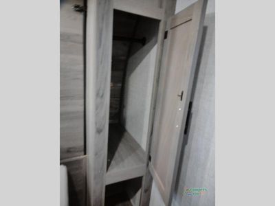 2021 Gulf Stream RV Friendship — photo 21 view