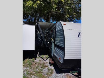2021 Gulf Stream RV Friendship — photo 15 view