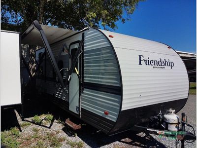2021 Gulf Stream RV Friendship — photo 14 view