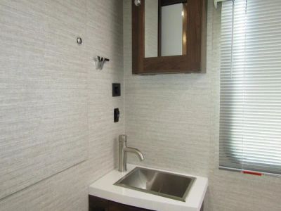 2025 Winnebago NAVION - Photo 16