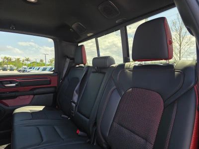 2026 Ram 1500 — photo 7 view