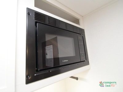 2026 Grand Design Transcend One - Photo 11