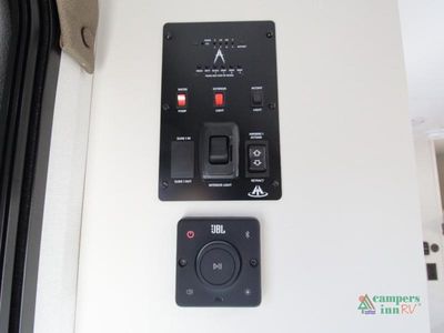 2026 Grand Design Transcend One - Photo 33