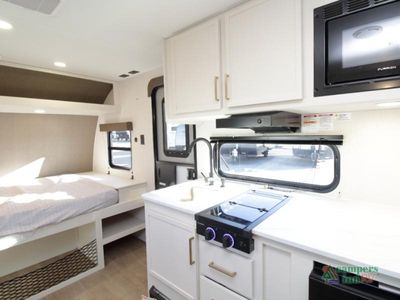 2026 Grand Design Transcend One - Photo 8