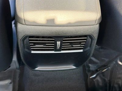 2025 BMW 2 Series — photo 19 view