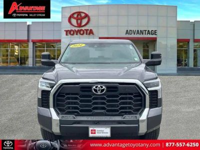 2024 Toyota Tundra - Photo 2