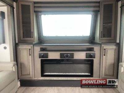 2023 Montana 3761FL - Photo 31