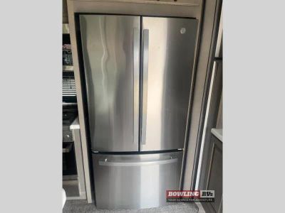 2023 Montana 3761FL - Photo 16