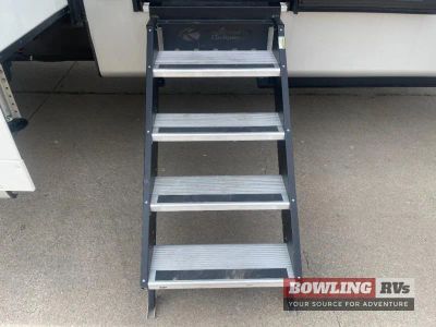 2023 Montana 3761FL - Photo 10