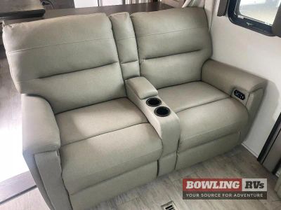 2023 Montana 3761FL - Photo 28