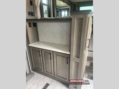 2023 Montana 3761FL - Photo 17