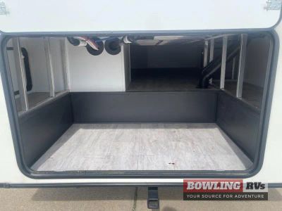 2023 Montana 3761FL - Photo 6