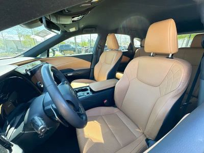 2025 Lexus RX 350 - Photo 10