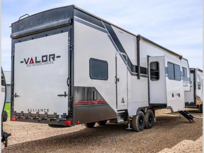 2026 Alliance RV Valor All-Access - Photo 4