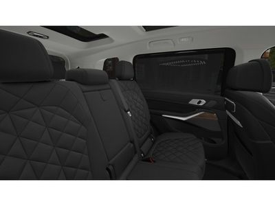 2026 BMW X7 — photo 12 view
