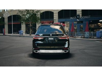 2026 BMW X7 — detail view