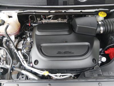 2024 Chrysler Voyager - Photo 15
