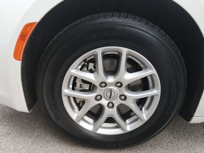 2024 Chrysler Voyager - Photo 16