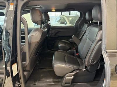 2022 Toyota Sienna XSE - Photo 14