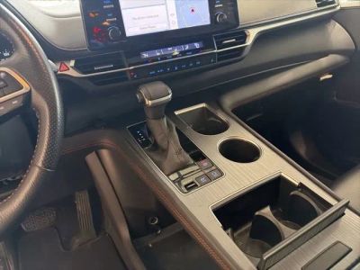 2022 Toyota Sienna XSE - Photo 16