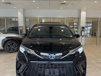 2022 Toyota Sienna XSE - Photo 10