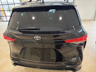 2022 Toyota Sienna XSE - Photo 6